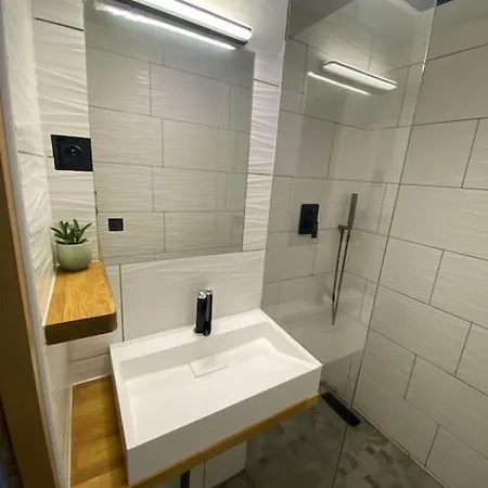 Apartament F2 4 Pers 5min Commerce Plages *